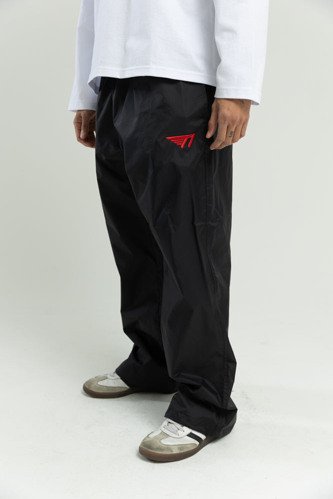 T1 BE:ING Windbreaker Pants- Black