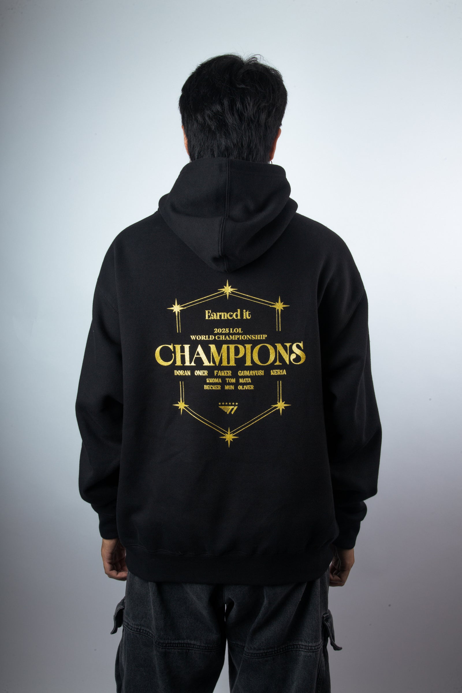 T1 2025 World Champions V6 Hoodie - Black – T1 Shop