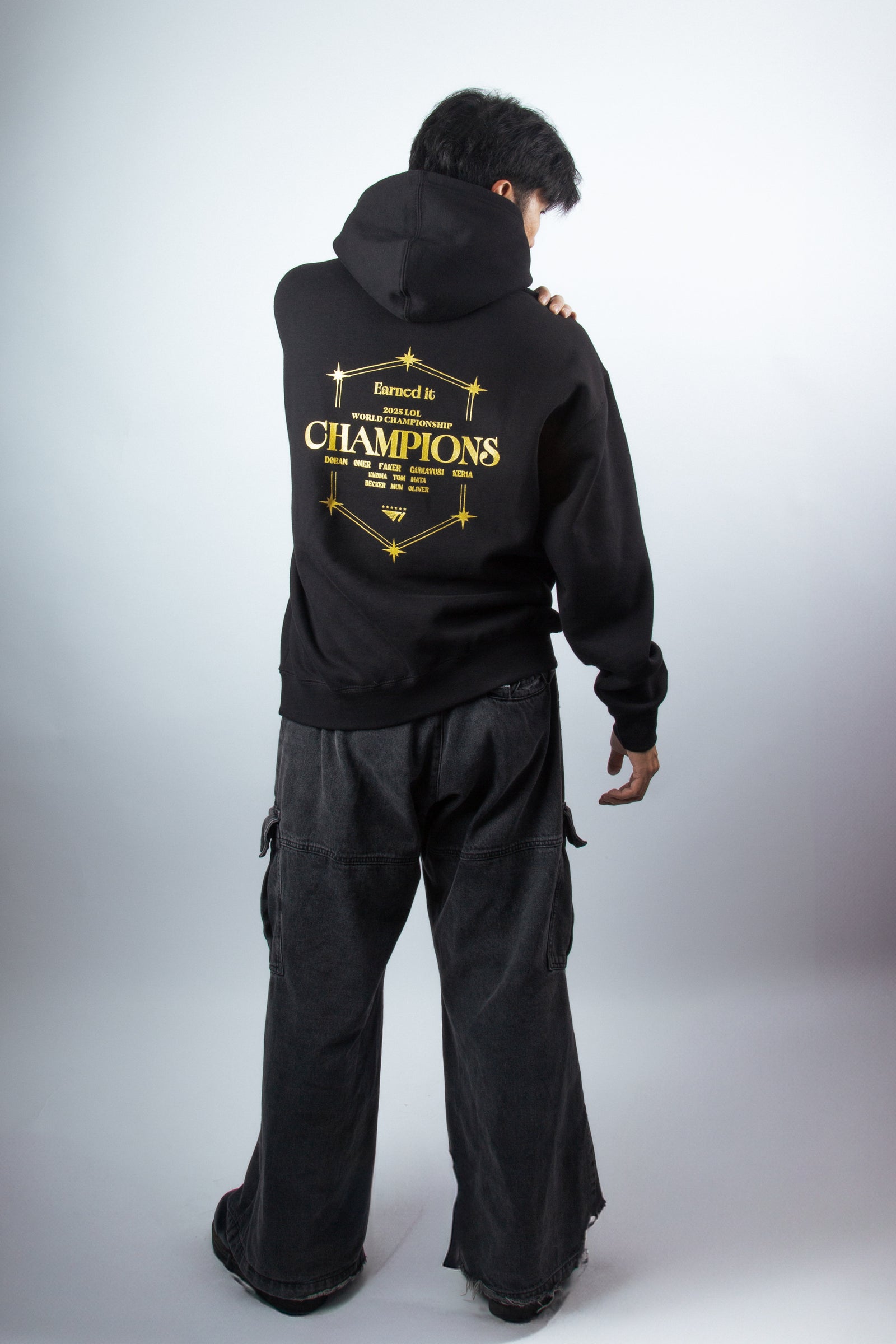 T1 2025 World Champions V6 Hoodie - Black – T1 Shop