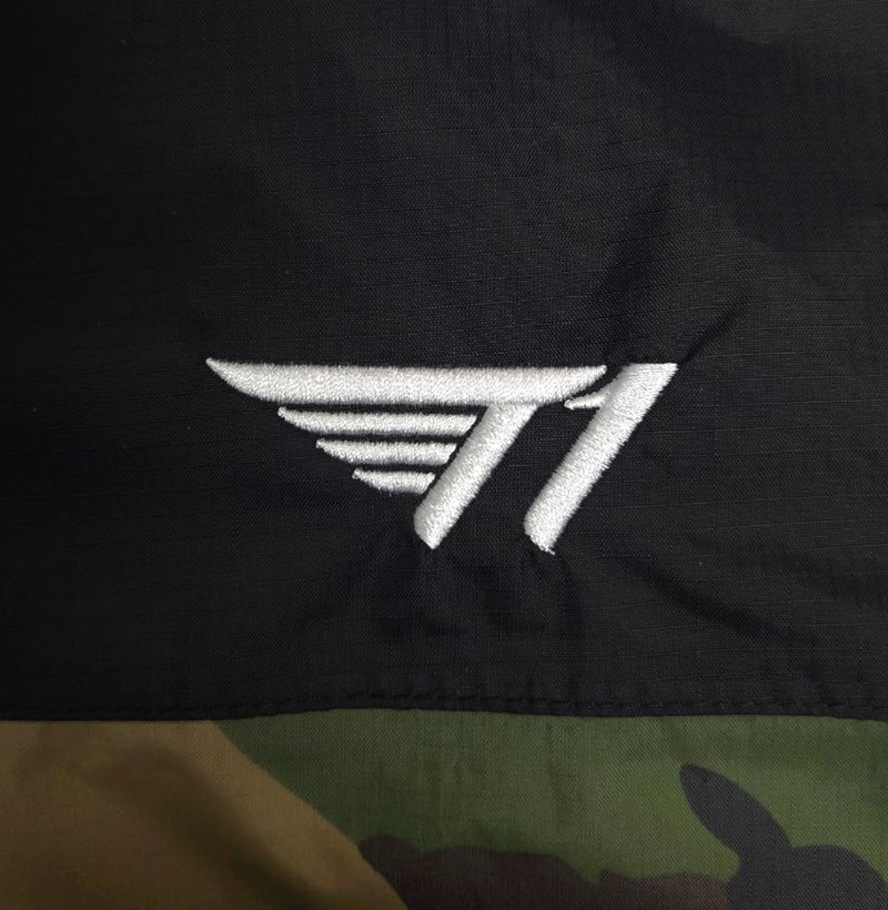 T1 BE:ING Windbreaker Jacket - Camo